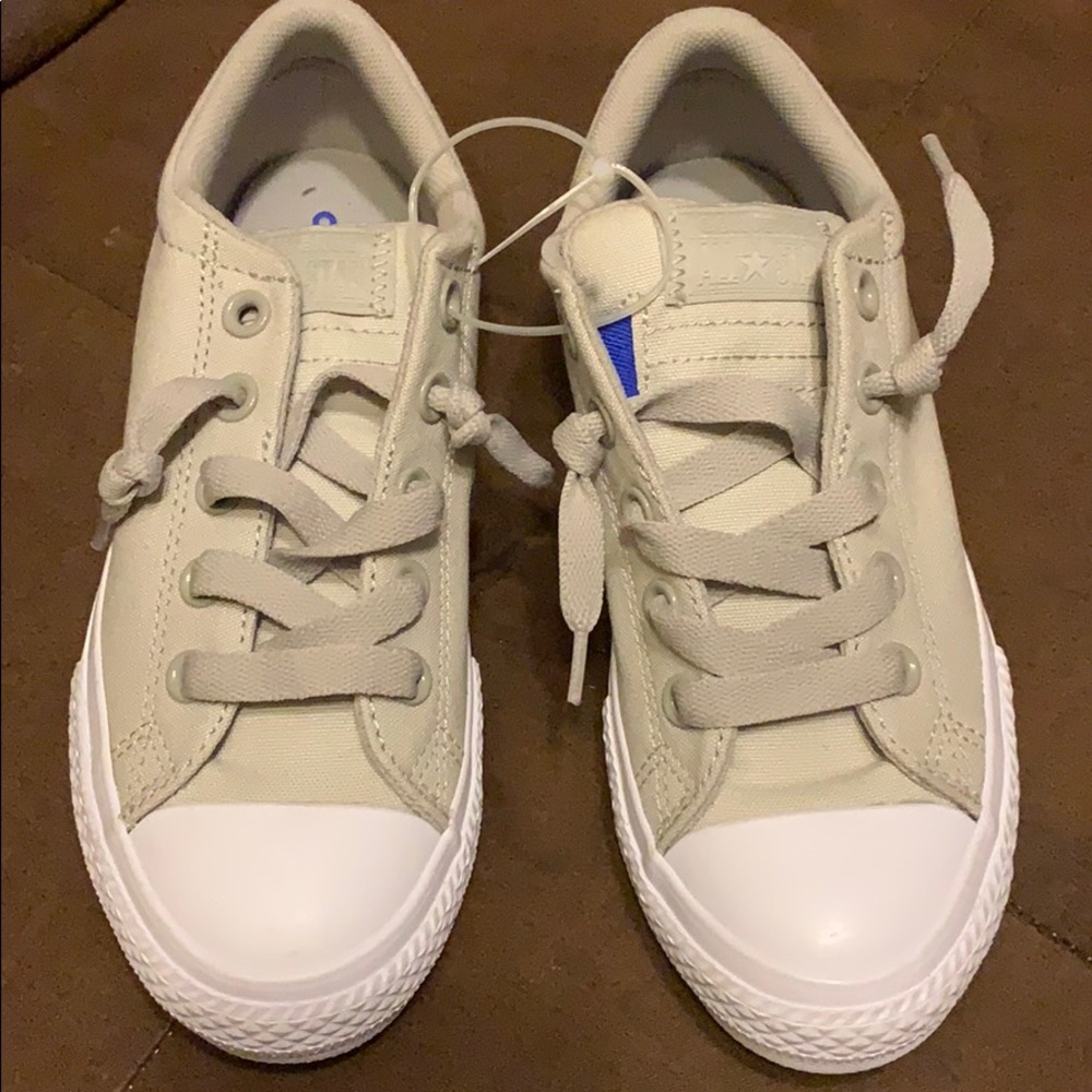 Boys convers shoes
